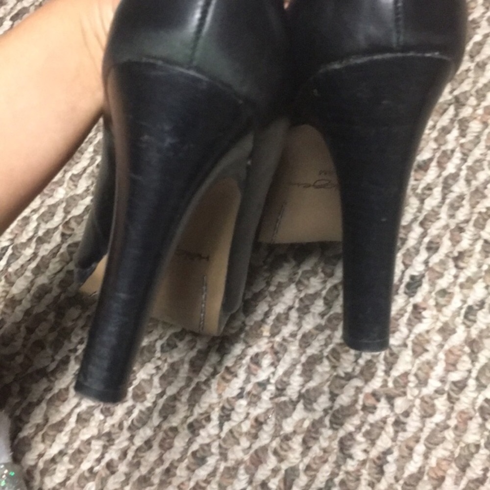 Halogen Solid Black Leathered Heels - image 7